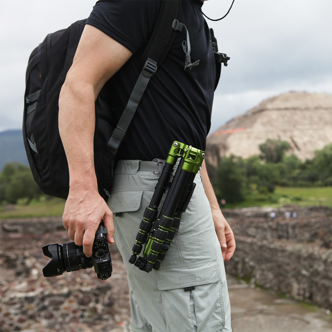 860: Tripod Carrier Attachment